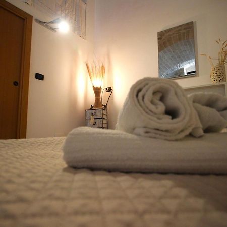 Rubini'S House Hotel Giovinazzo Bagian luar foto