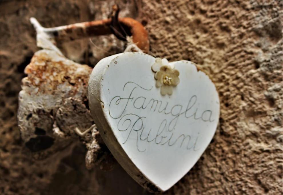 Rubini'S House Hotel Giovinazzo Bagian luar foto