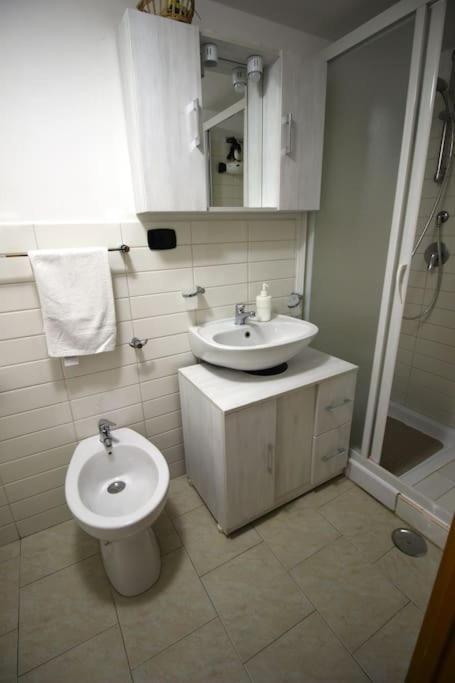 Rubini'S House Hotel Giovinazzo Bagian luar foto