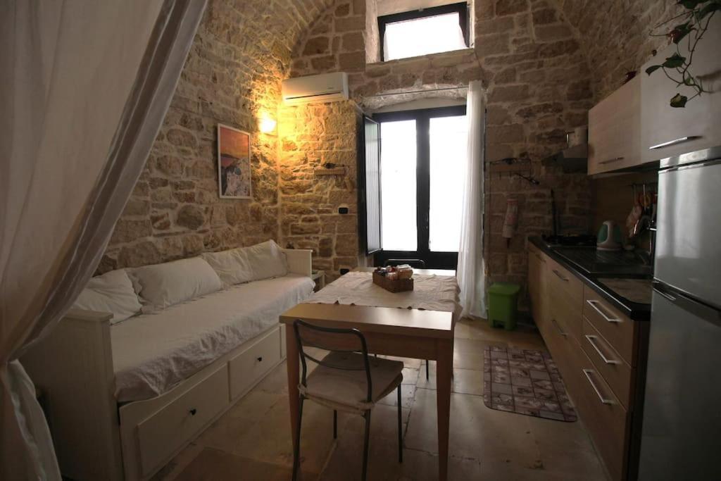 Rubini'S House Hotel Giovinazzo Bagian luar foto