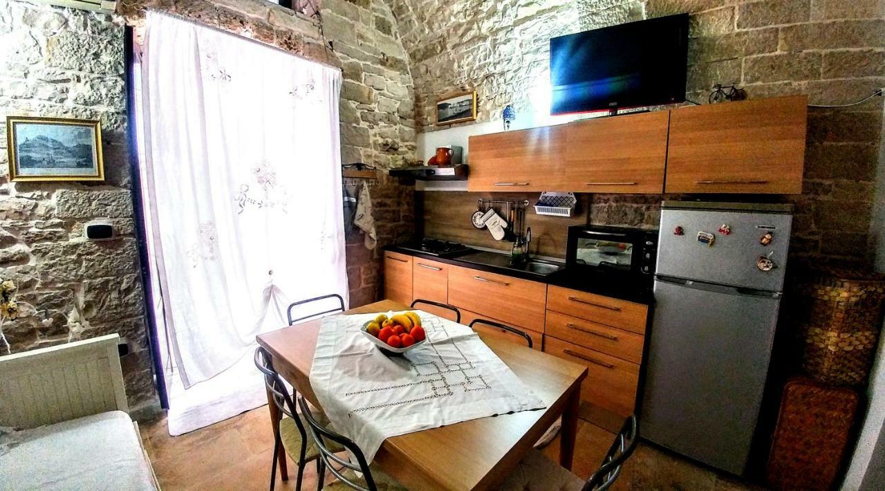 Rubini'S House Hotel Giovinazzo Bagian luar foto