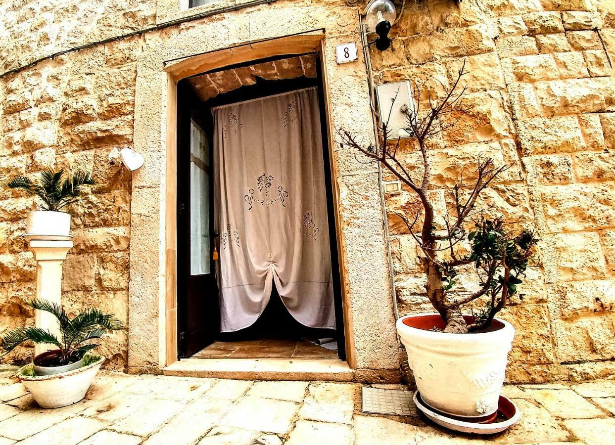 Rubini'S House Hotel Giovinazzo Bagian luar foto