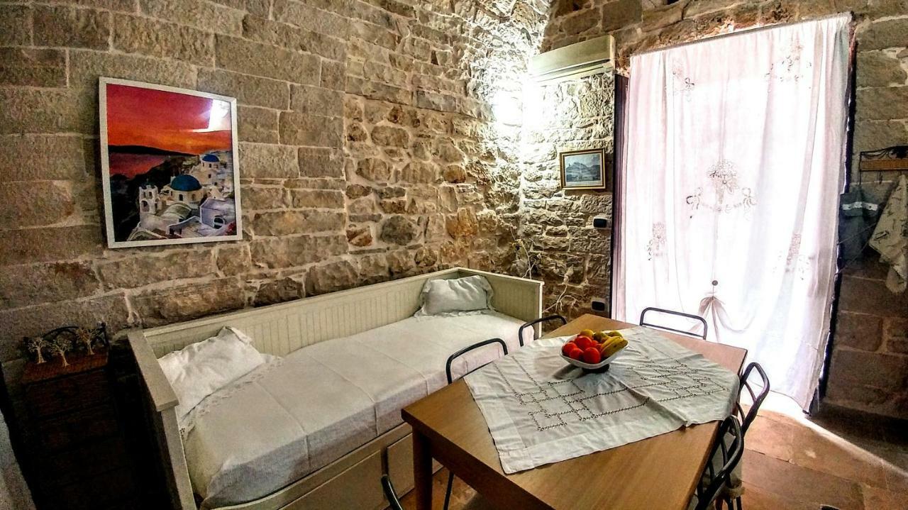 Rubini'S House Hotel Giovinazzo Bagian luar foto
